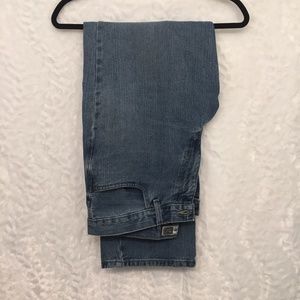 IZOD | Relaxed Fit Jeans